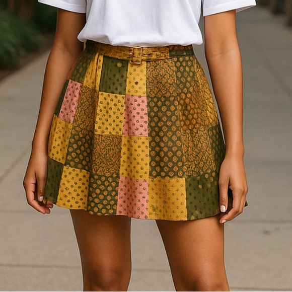 UO Urban Outfitters NWT Multicolor Patchwork‎ Mini Skirt Size Medium - Picture 1 of 9